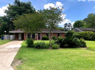 824 Poplar St, Denham Springs, LA 70726
