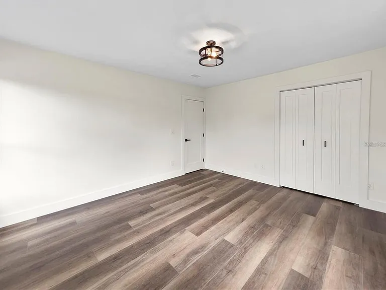 1368 Hibiscus Ave — Photo 29