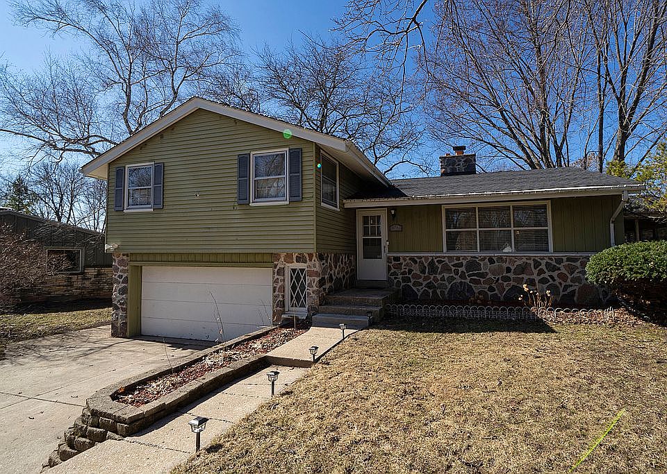 1st image of 2357 S Green Links Dr