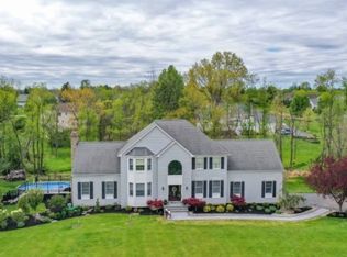 7 Sugar Maple Ln, Flemington, NJ 08822