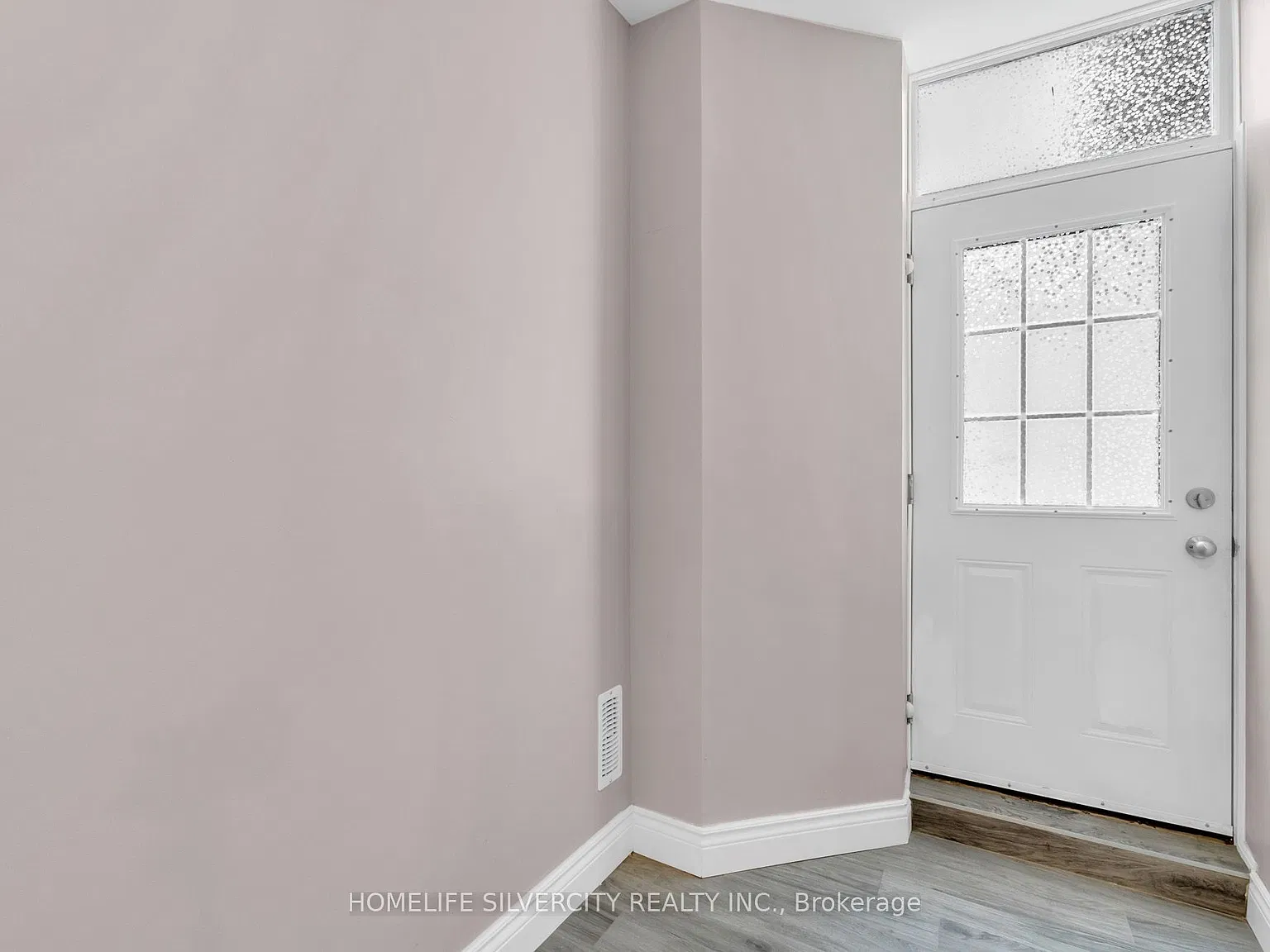 3 bed, $2,450 — Photo 4