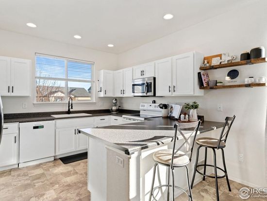 2004 Thundercloud Dr, Windsor, CO 80550
