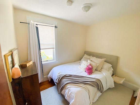 Den or second bedroom