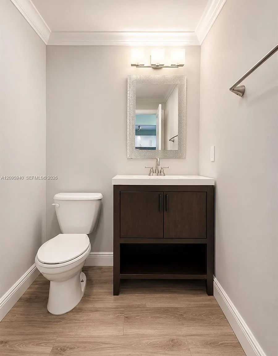 Middle River Tower Condo — Photo 3