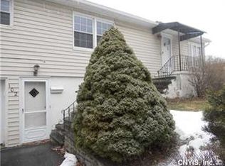 102 Haddonfield Dr, Syracuse, NY 13214