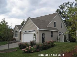 17 Autumn Ln, East Kingston, NH 03827