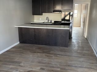 1807 Stonegate Dr #101, Champaign, IL 61821