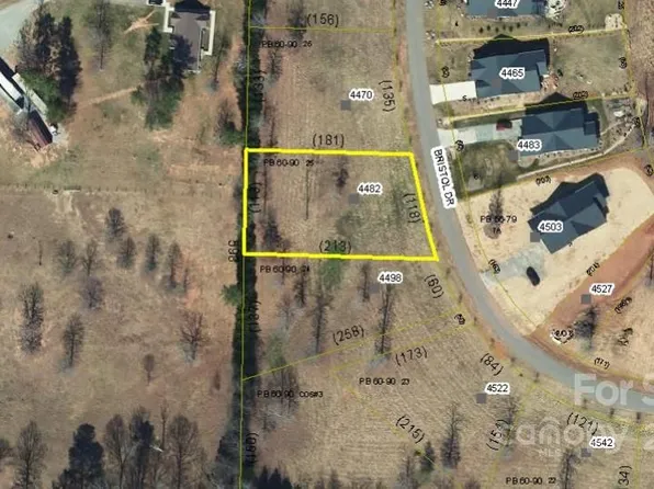 4482 Bristol Dr #25, Morganton, NC 28655