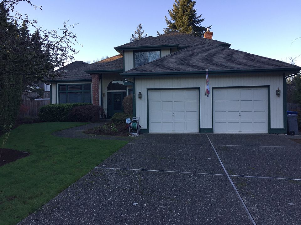 1st image of 17044 NE 37th Pl