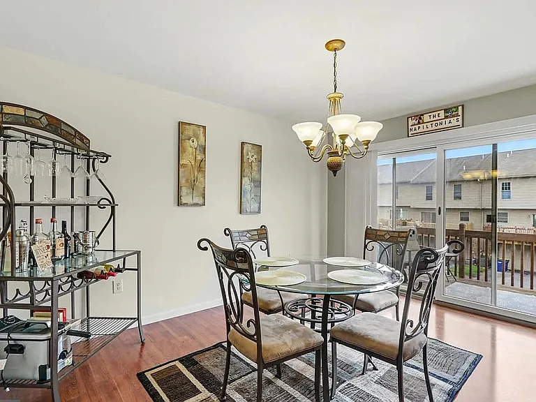 1212 Overlook Rd — Photo 6