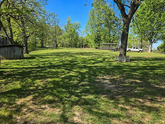 3rd image of TRACT A North Ky #501