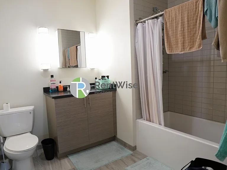 400 Langley Rd #301 — Photo 35