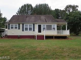 130 Spencer St, Randleman, NC 27317