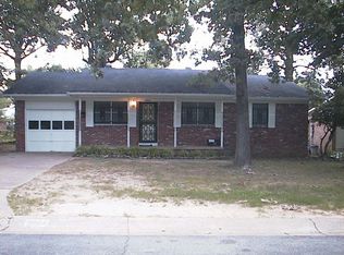 9004 Bailey Rd, Little Rock, AR 72205