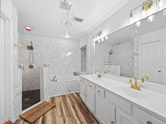 4th image of 308 W BETONY BRANCH Way