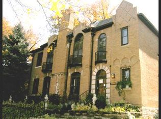 7386 Kingsbury Blvd #A, University City, MO 63130