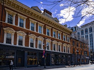 206-85 King St E #206, Hamilton, ON L8N 1A9