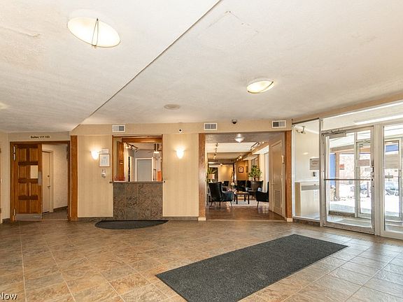 4th image of 11850 Edgewater Dr APT 1002