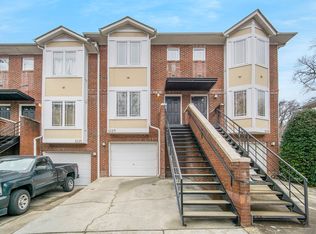 1129 Kurt Ct, Charlotte, NC 28209