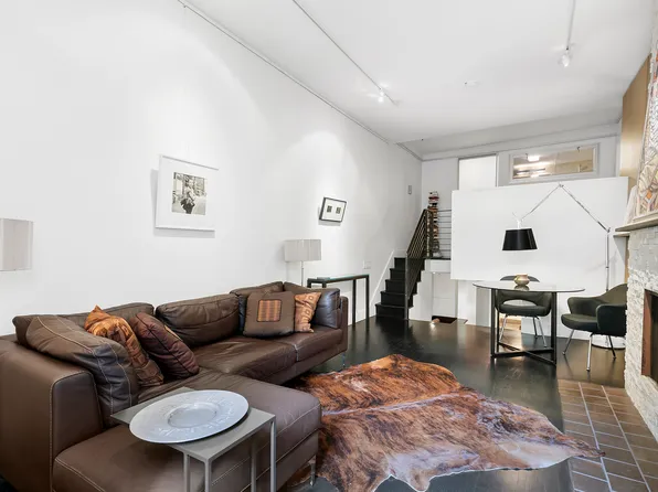 133 East 15th Street image 2 of 10