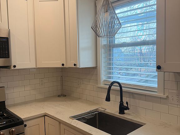 5th image of 15 Highland Ave #2