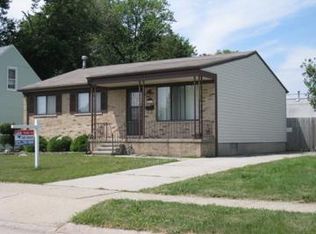25649 Paige St, Roseville, MI