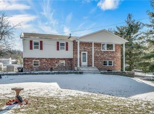 22 Horton Rd, Washingtonville, NY 10992