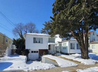 155 Rhodes Ave, Hempstead, NY 11550