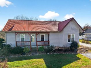 288 Mallory Cir, Livingston, TN 38570
