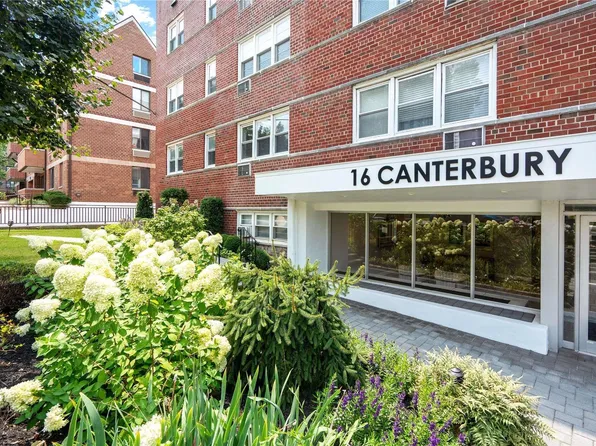 16 Canterbury Road #1M, Great Neck, NY 11021