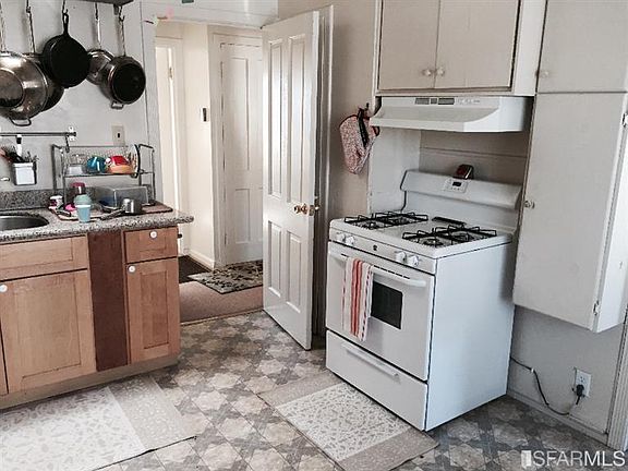 3rd image of 1571 46th Ave
