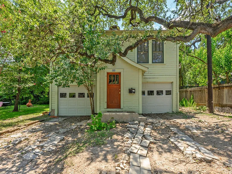 107 E Gibson St — Photo 1