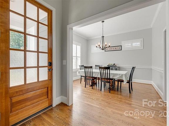 3rd image of 529 Spruce Hollow Ln