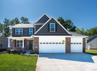 855 Preserve Ln, White Lake, MI 48386