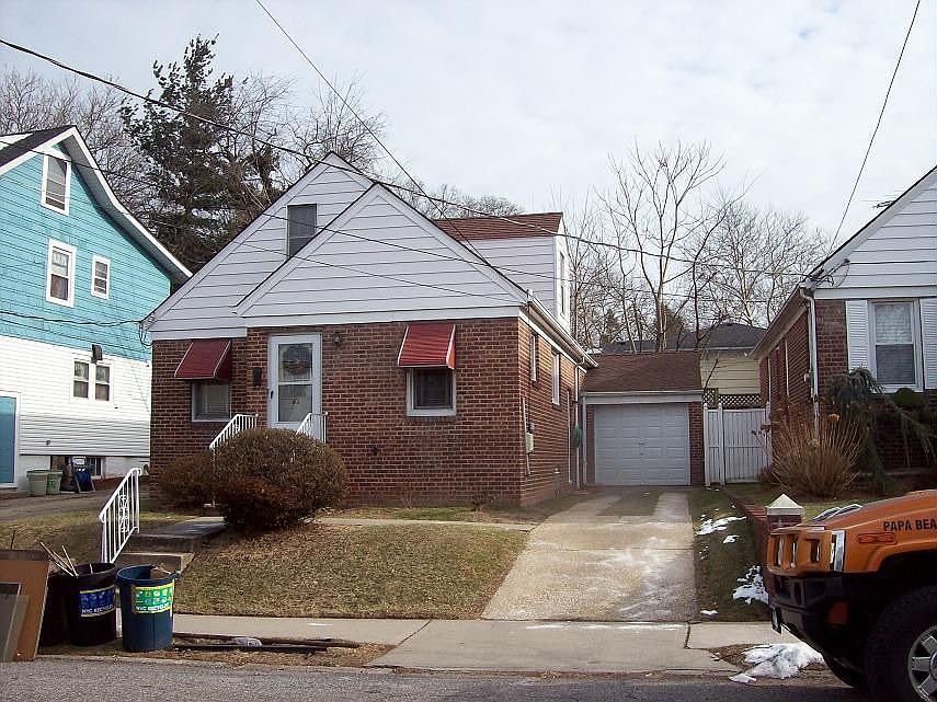 1st image of 93 Hartford Ave