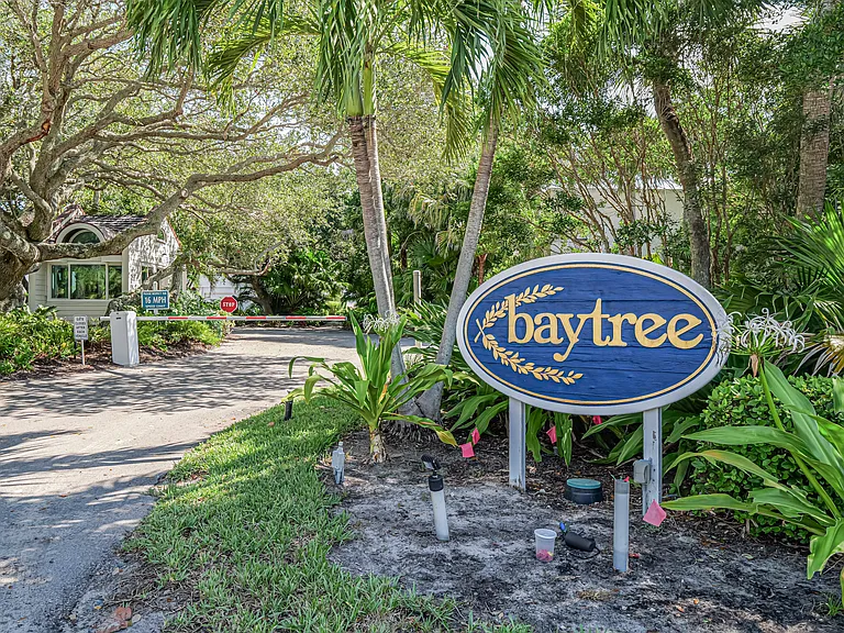 8416 Oceanside Dr #F11 — Photo 31