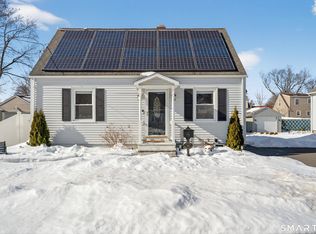 122 Shawmut Ave, North Haven, CT 06473