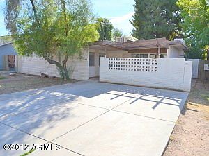 3rd image of 1033 E Nielson Ave
