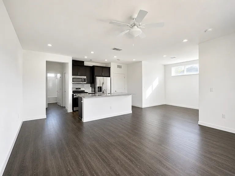 161 Sophia Ct #A — Photo 1