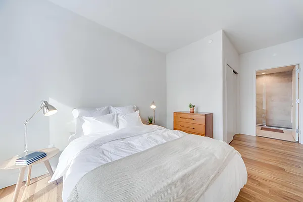 Rented by Nooklyn NYC LLC | media 29