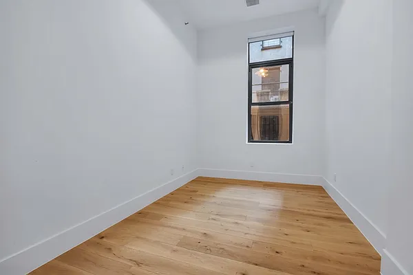 Rented by Bold Marketing | media 14