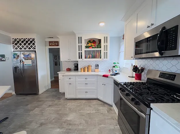 413 J Ave — Photo 9