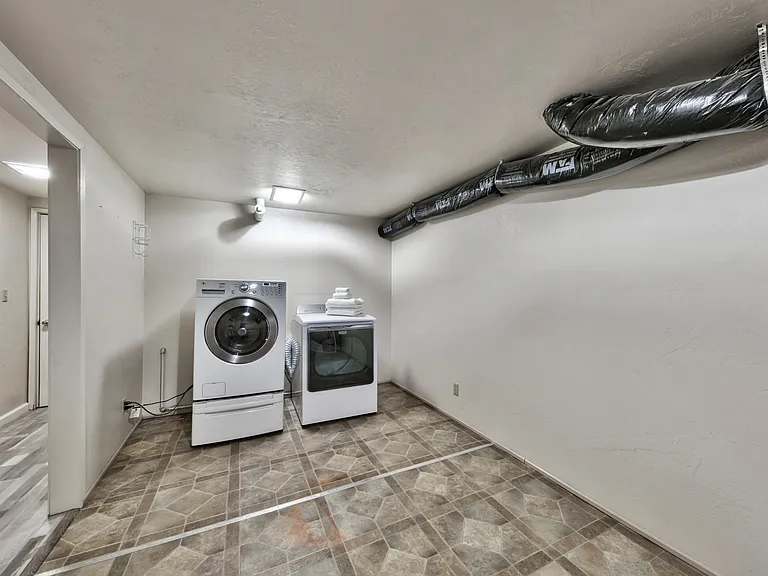 1320 Squaw Rock Trl — Photo 18