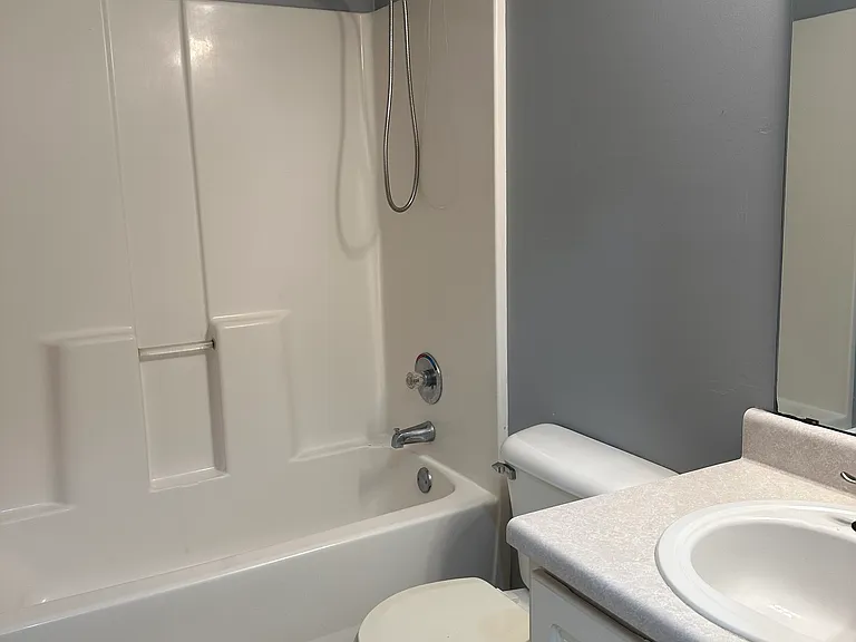 1630 Isleworth Cir — Photo 25