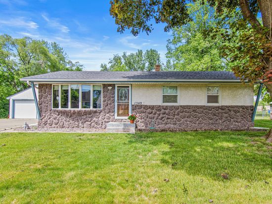 1349 Belmont Ln E, Maplewood, MN 55109
