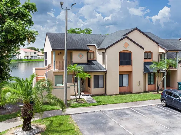 8250 NW 191st St #10-D, Hialeah, FL 33015