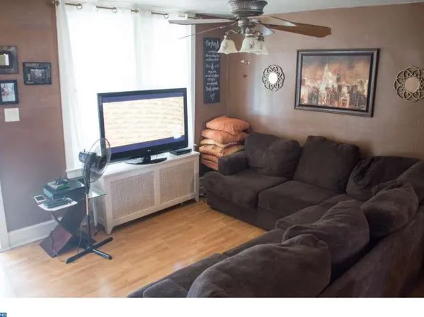 1629 Worrell St, Philadelphia, PA 19124