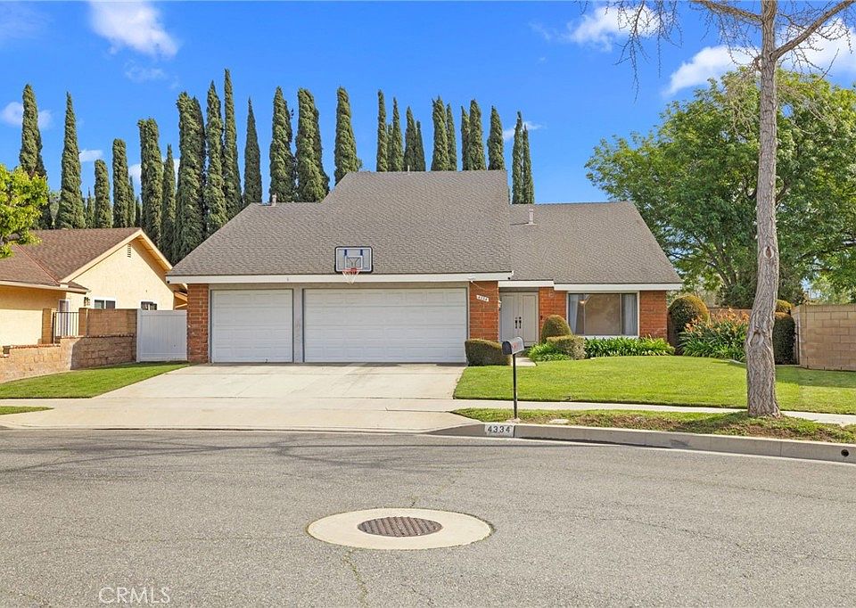 1st image of 4334 E Ruth Pl