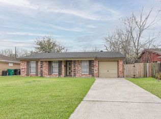 5214 Dumore Dr, Houston, TX 77048