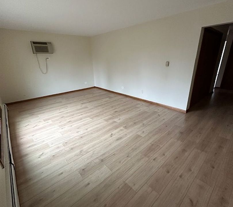 1st image of 4509 Forest Ave APT 1N
